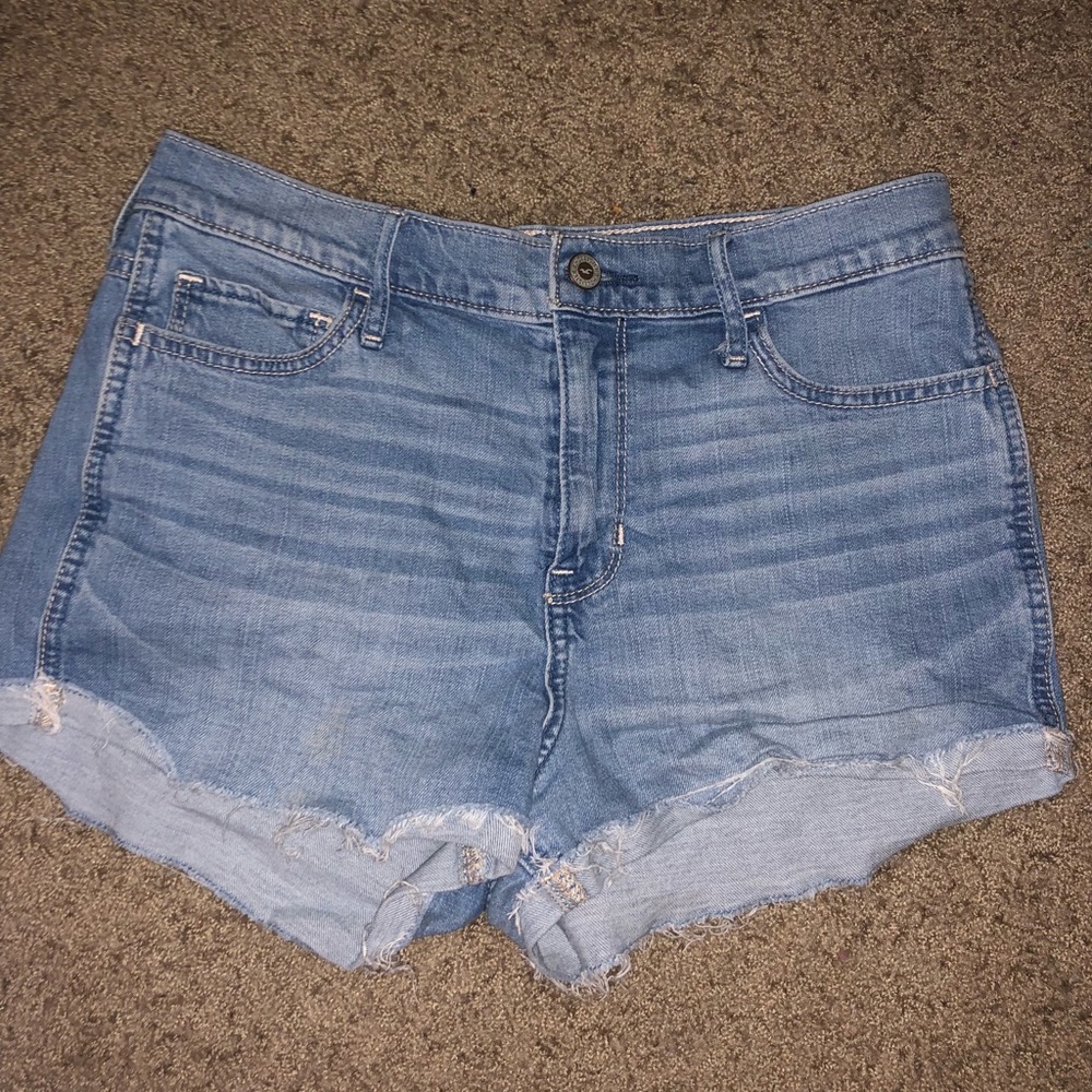 HOLLISTER jean shorts